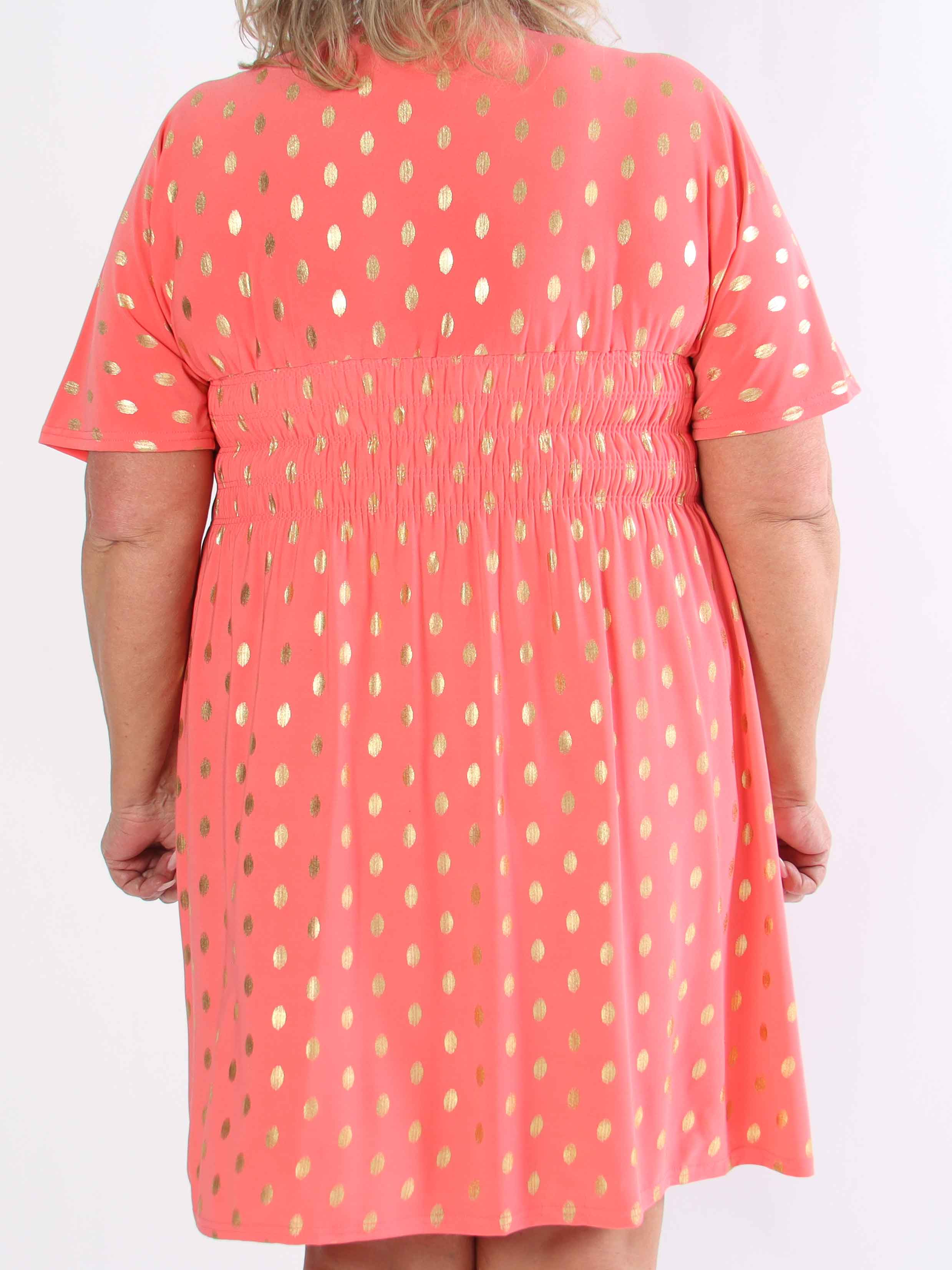 Pams Dot Short - Plus size elastisk kjole med guld prikker